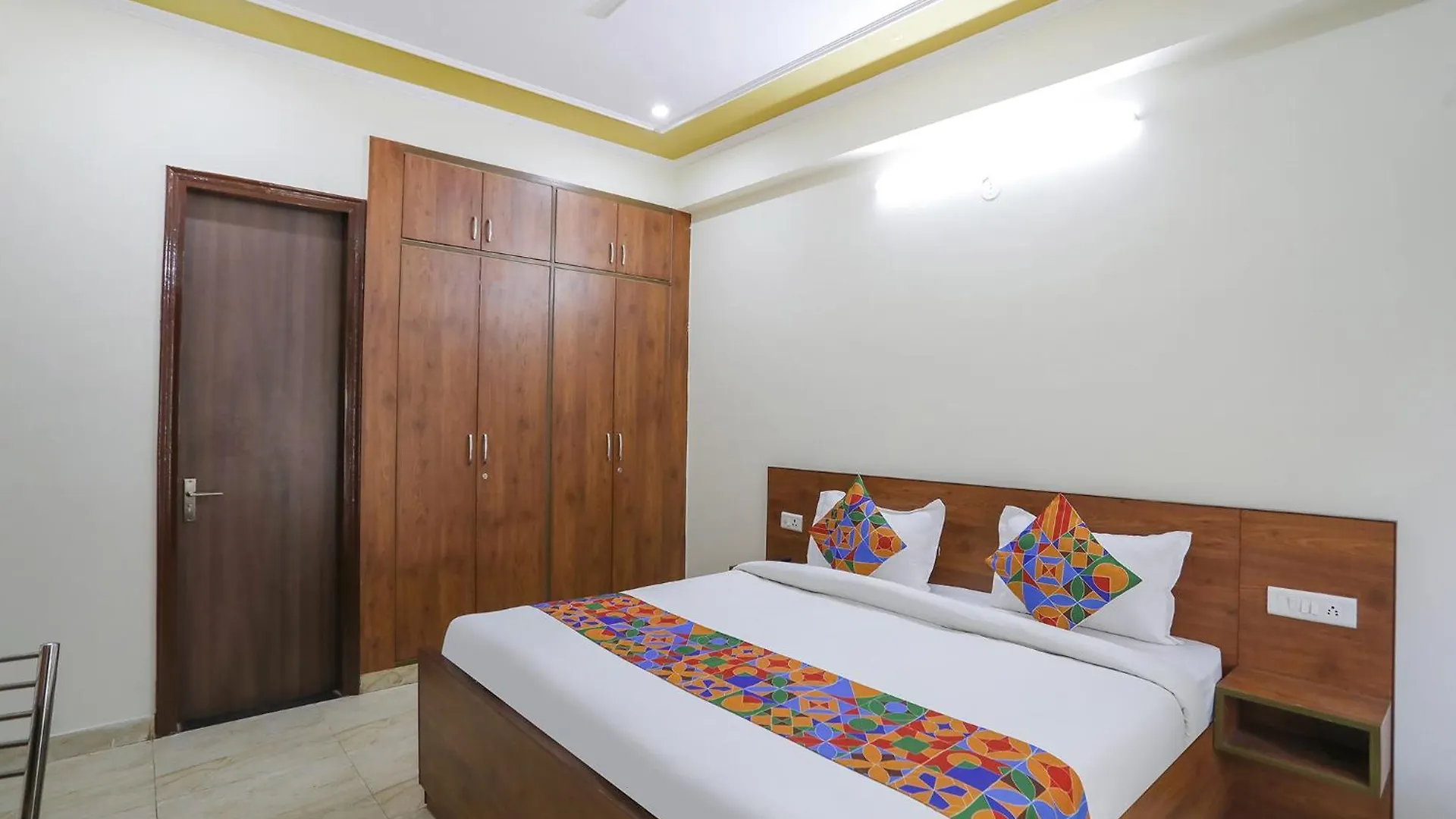 Fabexpress Star Corporate Suite II Gurgáon India